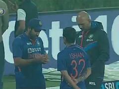 Rohit Sharma Special Class: ఇషాన్‌ కిషన్‌కు క్లాస్‌ తీసుకున్న హిట్‌మ్యాన్‌ - వైరల్‌గా మారిన దృశ్యాలు