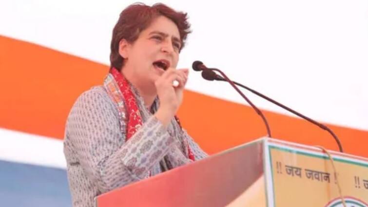 Priyanka Gandhi lashes out at Arvind Kejriwal and Narendra Modi governess model Punjab Election 2022: प्रियंका गांधी ने कहा- छोटे मियां-बड़े मियां हैं पीएम मोदी और सीएम अरविंद केजरीवाल