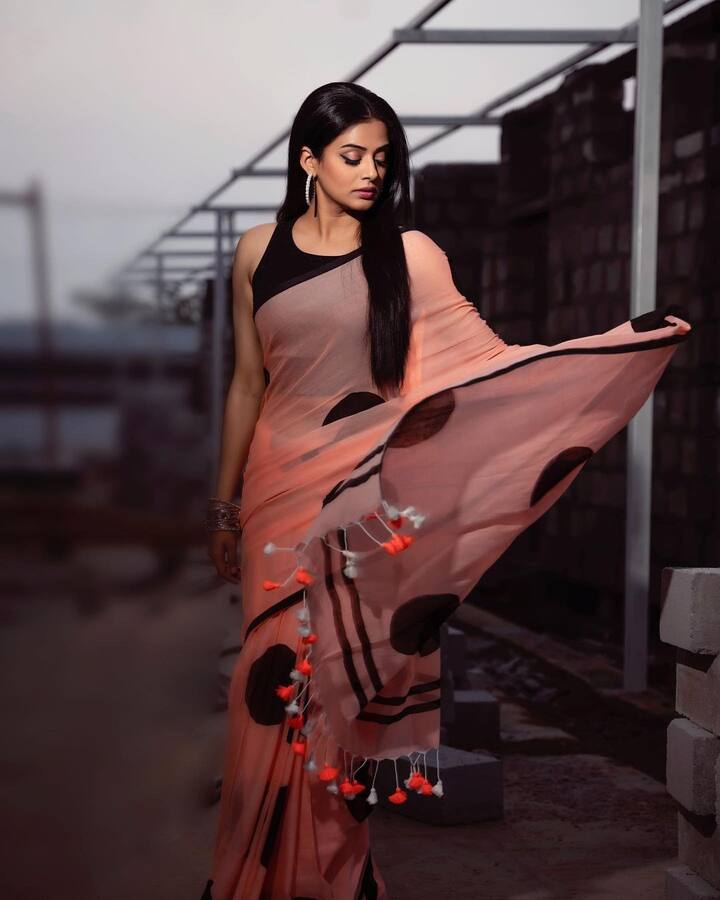 చీరకట్టులో అలరిస్తున్న ప్రియమణి -Image credit: Priyamani/Instagram