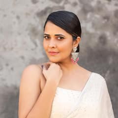 Anasuya Photos: అనసూయని చూసిన కుర్రాళ్లకి అప్పుడే సమ్మర్ వచ్చేసింది
