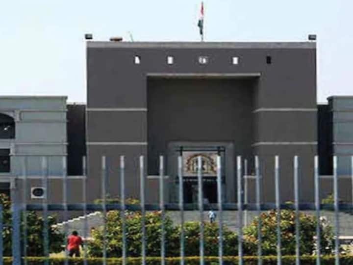 Gujarat HC, Man Arrested for forging High Court parole order Gujarat HC: गुजरात हाईकोर्ट के पैरोल आदेश में जालसाजी करने वाले व्यक्ति पर मामला दर्ज