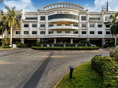 NCLAT cancels MGM Healthcares deal of buying Le Royal Meridien hotel for 423 crore Le Meridien: லீ மெரிடியன் ஹோட்டலை எம்.ஜி.எம் ஹெல்த்கேர் கையகப்படுத்தும் திட்டம் ரத்து