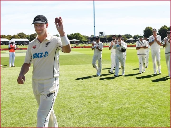 New Zealand vs South Africa 1st Test Day 1 highlights Hagley Oval Christchurch Matt Henry took 7 wickets tom latham Watch: सिर्फ 95 रनों पर ऑलआउट हुई दक्षिण अफ्रीकी टीम, न्यूजीलैंड के इस गेंदबाज ने अकेले झटके सात विकेट