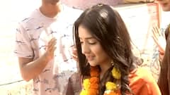 Iss Mod Se Jaate Hain: Paragi returns home after becoming an IAS officer