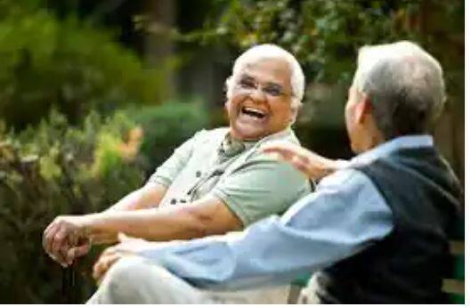 Investment Schemes For Senior Citizens Saving Scheme PM Vaya Vandana Yojana  Investment Schemes: रिटायर के बाद मंथली इनकम के लिए इन योजनाओं में करें निवेश, देखें पूरी डिटेल्स