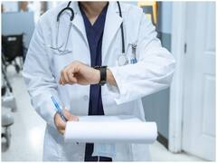 Chhattisgarh Job Alert: छत्तीसगढ़ में Dental Surgeon के पदों पर निकली भर्ती, आवेदन करें और पाएं महीने के 1,75,000 तक कमाने का मौका