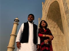 Akhilesh Yadav को इस निकनेम से बुलाती हैं Dimple Yadav, बताया कभी जेब में पैसे नहीं रखते थे सपा चीफ