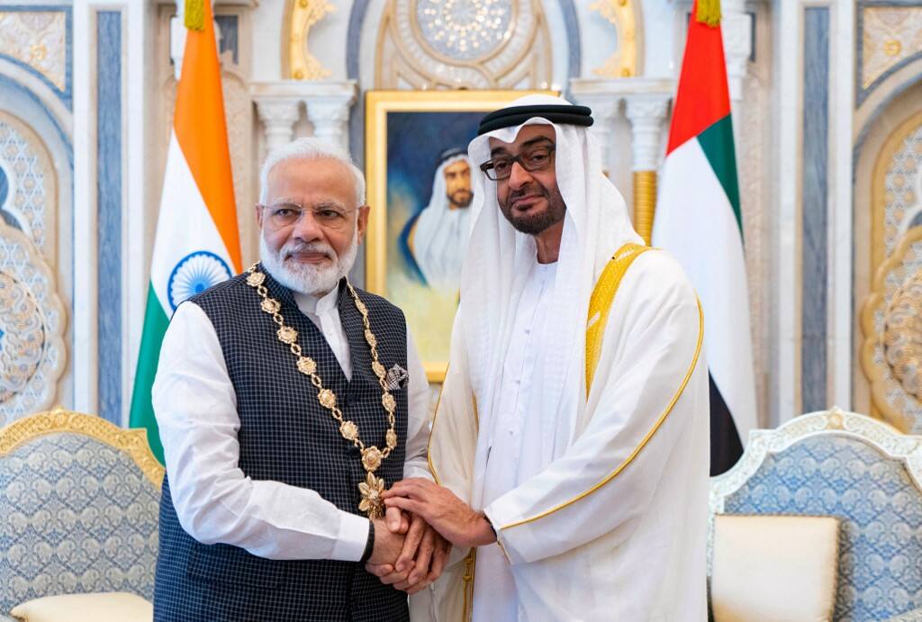 India-UAE Virtual Summit: PM Modi, Abu Dhabi's Crown Prince to hold summit India-UAE Virtual Summit: PM Modi और यूएई के युवराज के बीच शिखर बैठक आज, द्विपक्षीय सहयोग पर होगी चर्चा