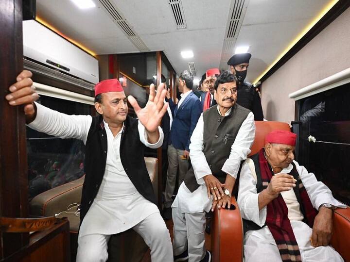 यूपी चुनाव: चाचा शिवपाल ने क्यों कहा 'अखिलेश यादव से है मेरा मुकाबला', जानिए वजह UP elections 2022: Why Shivpal Yadav have competition with Akhilesh Yadav, know reason यूपी चुनाव: चाचा शिवपाल ने क्यों कहा 'अखिलेश यादव से है मेरा मुकाबला', जानिए वजह