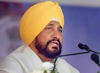 Congress Manifesto for Punjab: પંજાબ માટે કૉંગ્રેસનો ચૂંટણી ઢંઢેરો, સરકાર બનવા પર 1 લાખ સરકારી નોકરીનો વાયદો, જાણો બીજુ શું કહ્યું