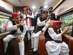 UP Election 2022: अखिलेश के विजय रथ पर एकजुट हुआ समाजवादी कुनबा, 2016 के बाद पिता मुलायम और चाचा शिवपाल दिखे साथ
