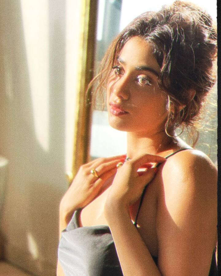 జాన్వీ కపూర్ ఫోటోలు  -Image credit: Janhvi Kapoor/Instagram