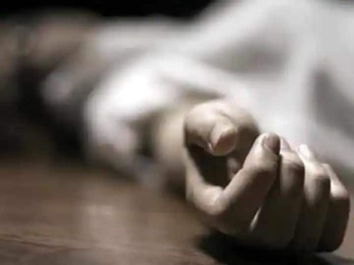 Vikarabad district husband harassment wife commits suicide Vikarabad Crime: భార్య అందంగా లేదని భర్త వేధింపులు, విషాదాంతమైన ప్రేమ పెళ్లి!
