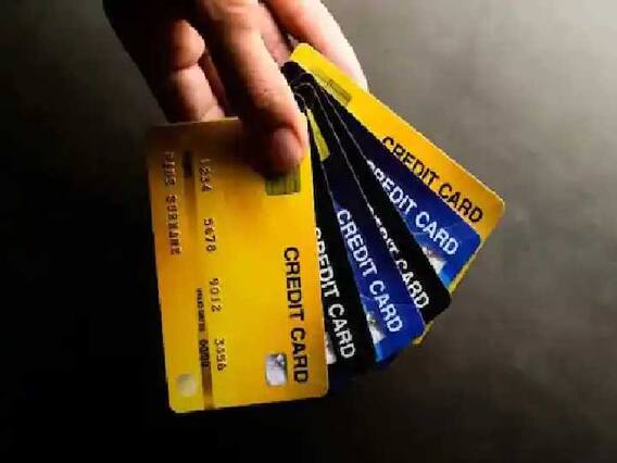 क्रेडिट-डेबिट कार्डचा काढा इन्शुरन्स, होईल मोठा फायदा