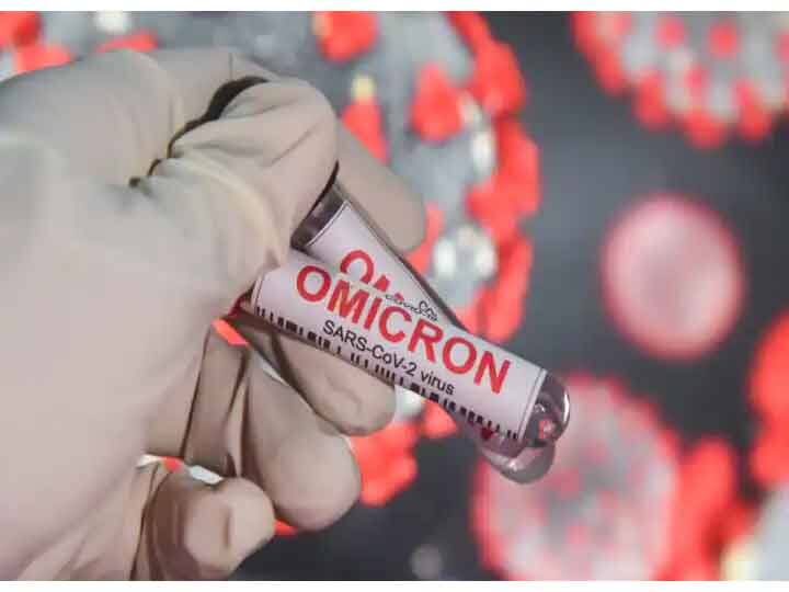 Coronavirus in Maharashtra two patients tested positive for omicron sub variant ba 5 Marathi News Coronavirus : चिंता वाढली! महाराष्ट्रात आढळला ओमायक्रॉन BA.5 सब-व्हेरियंट; पुण्यात 2 रुग्णांची नोंद