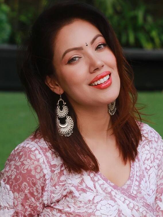 Munmun Dutta बबीताजी बनने के लिए लेती हैं मोटी रकम!