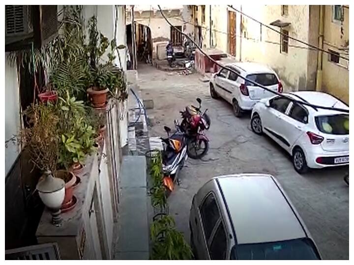 Sikar Rajasthan today morning earthquake of 3.8 magnitude on Richter scale center Deogarh ANN Earthquake: सीकर में भूकंप के झटके से हिली धरती, घरों से निकलकर इधर उधर भागने लगे लोग