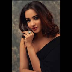 Pujita Ponnada Photos: చీరకట్టులో మరింత మెరిసిన తెలుగు అందం