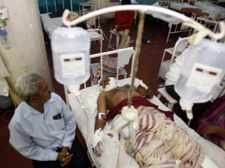 As many as 200 people were injured in the blast. This is an image of a bomb blast victim receiving treatment at hospital in Ahmedabad on July 27, 2008. | Photo: AFP
