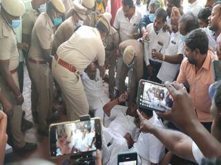 Local Body Election 2022 | முன்னாள் அமைச்சர் எஸ்.பி.வேலுமணி உள்ளிட்ட அதிமுக சட்டமன்ற உறுப்பினர்கள் கைது..