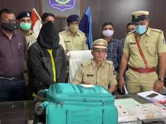 Vadodra: सो जाने पर ट्रेन में यात्रियों का सामान चुराता था शख्स, पुलिस ने पकड़ा, बरामद किया 11 लाख का सामान