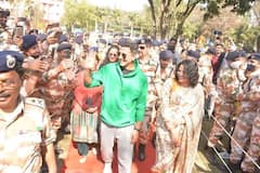 Akshay Kumar with itbp: দেহরাদূনে ভলিবলে মাতলে অক্ষয়, সঙ্গী আইটিবিপি জওয়ানরা