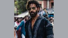 Hrithik Roshan: তাঁর ব্লাড গ্রুপ মেলে না সহজে, বিশেষ দিনে রক্তদান হৃত্বিক রোশনের