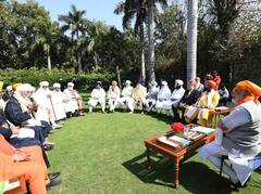पंजाब चुनाव से दो दिनों पहले PM Modi ने सिख समुदाय के प्रमुख लोगों की मेजबानी की, देखें तस्वीरें