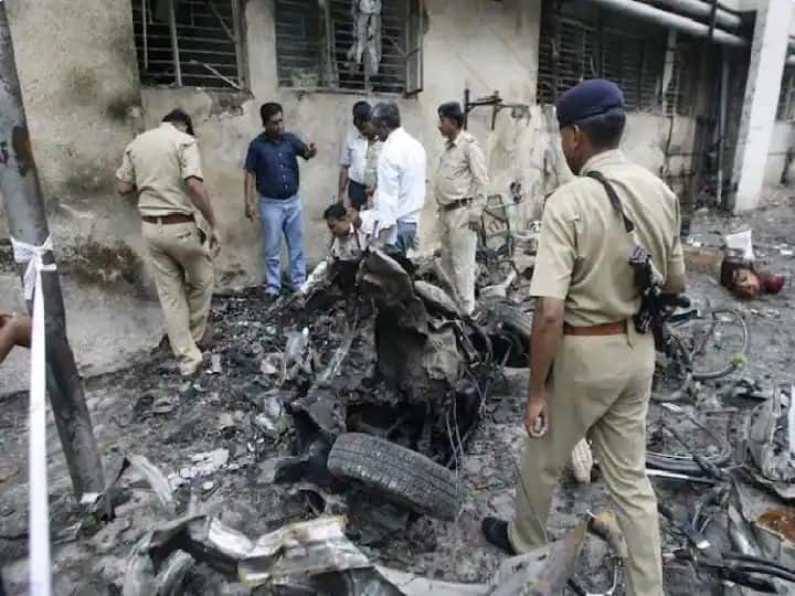 Ahmedabad serial blast case-5-convicts-from-azamgarh-in-up-got-death-sentence marathi news Ahmedabad serial blast : 5 दोषी यूपीच्या आझमगडचे, मास्टरमाइंड अबू बशर शेखचाही समावेश