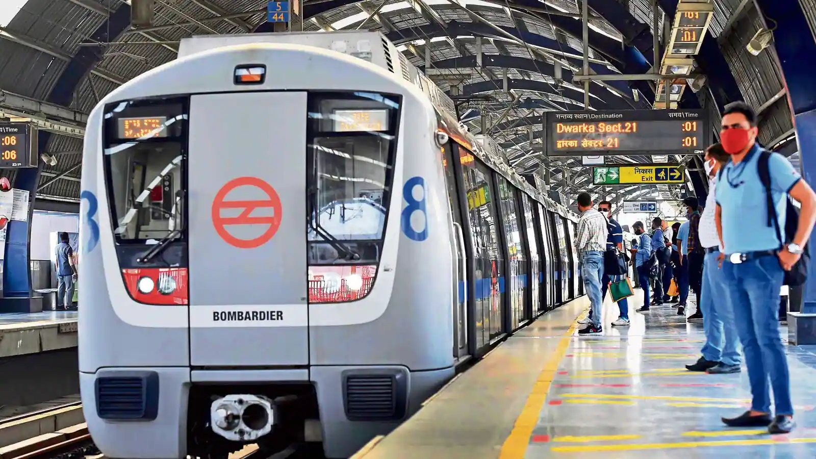 Delhi Metro: होली वाले दिन दिल्ली मेट्रो में सफर करने से पहले पढ़ें यह खबर, जान लें पूरी टाइमिंग