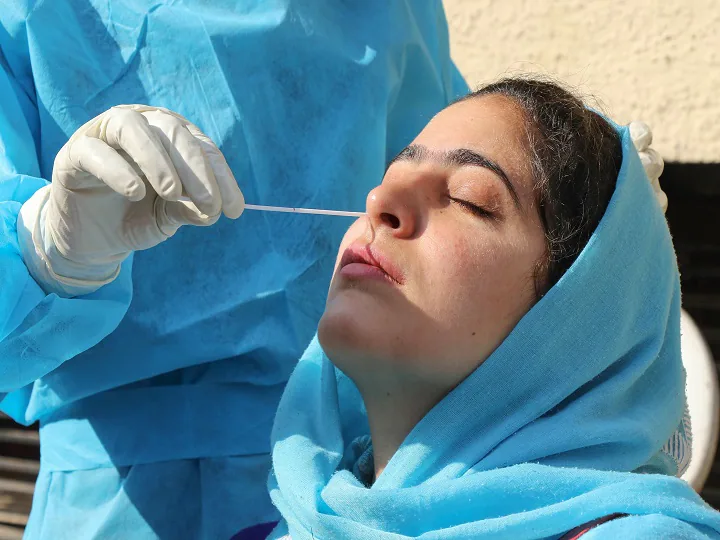 Delhi Corona Update: दिल्ली में पिछले 24 घंटे में 635 नए कोरोना मामले सामने आये, जानें कितनी है पॉजिटिविटी दर?