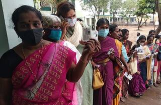 TN Urban Local Body Election 2022: 1 மணி நிலவரம்; எந்தெந்த பேரூராட்சி, நகராட்சி, மாநகராட்சியில் அதிக, குறைந்த வாக்குப்பதிவு?