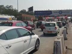 मुंबई-पुणे एक्स्प्रेसवर वाहतूक कोंडी, उर्से टोलनाक्याजवळ वाहनांच्या रांगा