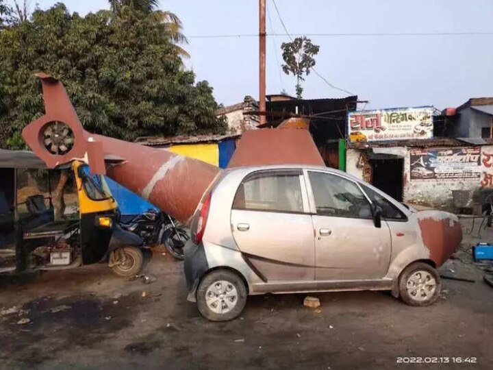 Watch Video | திஸ் இஸ் பிஸினஸ்.. சாலையில் சீறும் நானோ ஹெலிகாப்டர்! குவியும் புக்கிங்!!