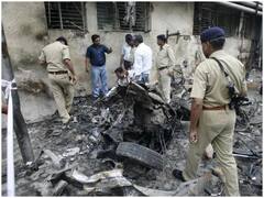 Ahmedabad Bomb Blast: दो दोषियों के परिजनों ने अदालत के फैसले की टाइमिंग पर उठाए सवाल, कही ये बात