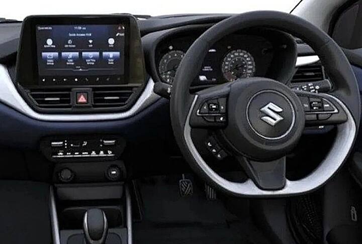 New Maruti Baleno: নতুন কী ফিচার   পুরোনো ব্যালেনোতে বৈশিষ্ট্যের অভাব ছিল। নতুন বালেনোতে বড় টাচস্ক্রিন ইনফোটেইনমেন্ট সিস্টেম, কানেকটেড কার টেকনোলজি, একটি হেডস আপ ডিসপ্লে, ওয়্যারলেস চার্জিং, একটি 360 ডিগ্রি ভিউ ক্যামেরা, ক্লাইমেট কন্ট্রোল, পিছনের সেন্সর, পিছনের এসি ভেন্ট, পাওয়ার ফোল্ডিং সহ আপডেট করা হয়েছে। আয়না, ছাড়াও 6টি এয়ারব্যাগ রয়েছে গাড়িতে। তবে কোনও সানরুফ নেই বালেনোতে।