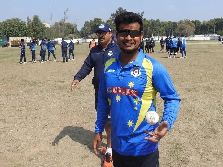 IND Vs SL Test Series: रविंद्र जाडेजाचा बॅकअप म्हणून निवडलेला सौरभ कुमार आहे तरी कोण? Who is Saurabh Kumar chosen as Ravindra Jadeja's backup? IND Vs SL Test Series: रविंद्र जाडेजाचा बॅकअप म्हणून निवडलेला सौरभ कुमार आहे तरी कोण?