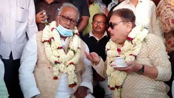 Kamarhati Campaigning: গলল বরফ ! কামারহাটিতে একসঙ্গে প্রচারে সৌগত-মদন। Bangla News