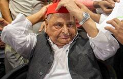 घर से भेजते थे दूध, घी और गेहूं, CM बनने के बाद भी Mulayam Singh Yadav का यूं ध्यान रखते थे छोटे भाई