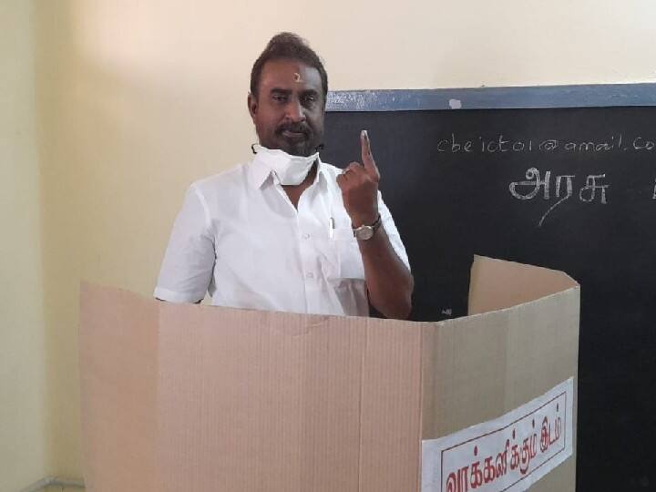 Former minister spVelumani has accused the dmk of trying to win the local body elections by malpractice Local Body Election 2022 | ’உள்ளாட்சித் தேர்தலில் தில்லுமுல்லு செய்து திமுக வெற்றிபெற முயற்சிக்கிறது’- எஸ்.பி.வேலுமணி