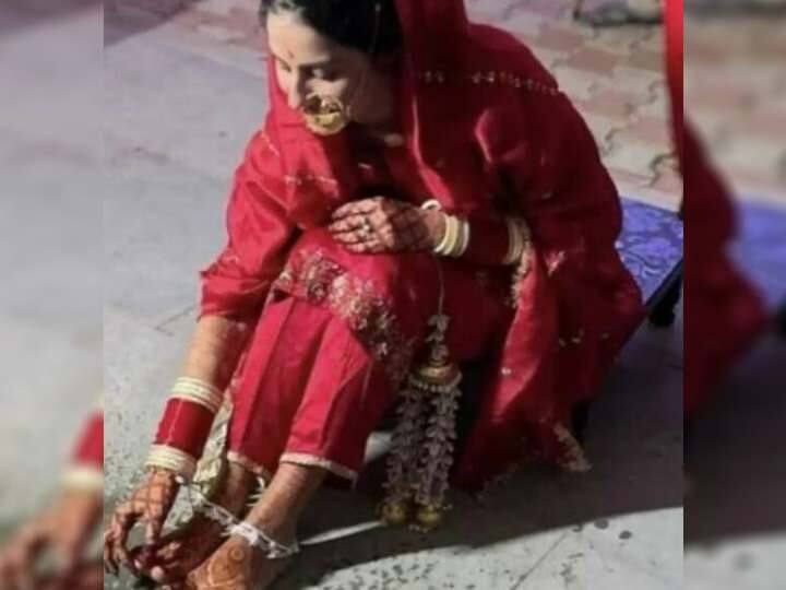 विक्रांत मेस्सीची ‘दुल्हनिया’ शीतल ठाकूर हिने खास दिवशी लाल रंगाचा सूट परिधान केला होता.