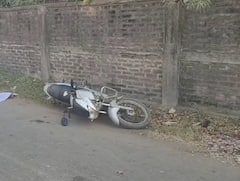 Navsari : આઇસરે ટક્કર મારતાં યુવકનું મોત, માતા-પિતાએ એકનો એક દીકરો ગુમાવતાં દુઃખનો પહાડ તૂટી પડ્યો