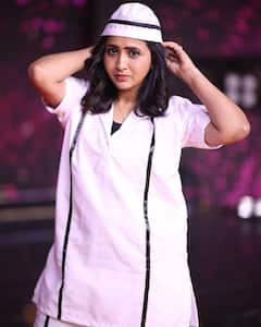 Lasya Photos: జైల్లో ఖైదీగా లాస్యా, ఎప్పడైనా ఇలా చూశారా ఆమెను