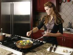 रसोईघर के इन वास्तु के नियमों को जरूर रखें ध्यान, किचन में इस तरह के बर्तन रखना माना जाता है शुभ