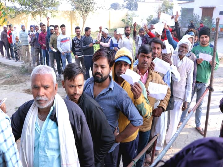 Voting Percentage for third phase Election in Uttar Pradesh know how this can change scenario यूपी चुनाव 2022 : तीसरे चरण में इस बार 1.21 प्रतिशत गिरा वोटिंग पर्सेंटेज, 2017 में मतदान बढ़ने पर हुआ था बीजेपी को फायदा