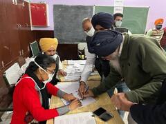 Punjab Election 2022 Voting: पंजाब में सीएम चरणजीत सिंह चन्नी सहित इन दिग्गज नेताओं ने डाला वोट, देखें तस्वीरें