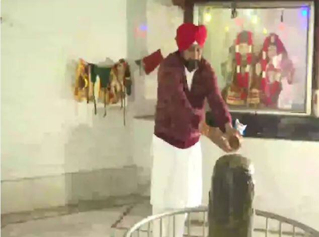 ਜ਼ਿਕਰਯੋਗ ਹੈ ਕਿ ਪੰਜਾਬ ਵਿੱਚ ਅੱਜ ਵੋਟਿੰਗ ਹੋ ਰਹੀ ਹੈ। ਕਰੀਬ 2.14 ਕਰੋੜ ਵੋਟਰ 117 ਸੀਟਾਂ 'ਤੇ ਕਿਸਮਤ ਅਜ਼ਮਾ ਰਹੇ 1304 ਉਮੀਦਵਾਰਾਂ ਦੀ ਕਿਸਮਤ ਦਾ ਫੈਸਲਾ ਕਰਨਗੇ।