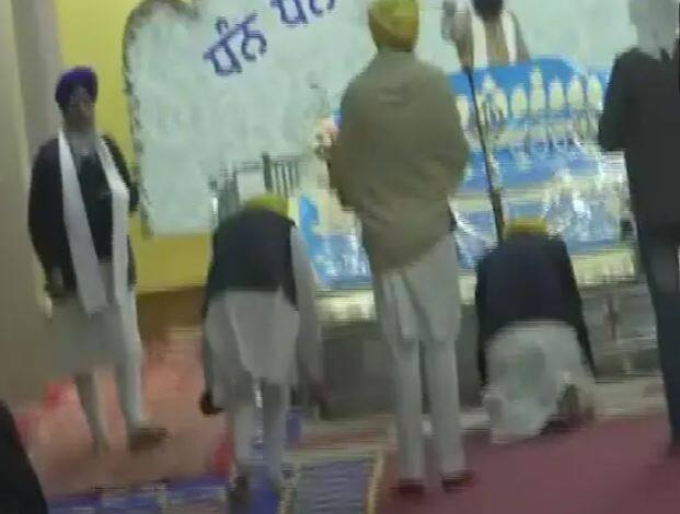 ਇਨ੍ਹਾਂ ਉਮੀਦਵਾਰਾਂ ਵਿੱਚੋਂ 93 ਔਰਤਾਂ ਹਨ। ਵੋਟਿੰਗ ਸਵੇਰੇ 8 ਵਜੇ ਤੋਂ ਸ਼ੁਰੂ ਹੋਈ ਤੇ ਸ਼ਾਮ 6 ਵਜੇ ਤੱਕ ਚੱਲੇਗੀ। ਵੋਟਾਂ ਦੀ ਗਿਣਤੀ 10 ਮਾਰਚ ਨੂੰ ਹੋਵੇਗੀ। ਪੰਜਾਬ ਵਿੱਚ ਇਸ ਵਾਰ ਕਾਂਗਰਸ, ਆਪ, ਸ਼੍ਰੋਮਣੀ ਅਕਾਲੀ ਦਲ-ਬਸਪਾ ਗਠਜੋੜ, ਭਾਜਪਾ-ਪੀਐਲਸੀ-ਸ਼੍ਰੋਮਣੀ ਅਕਾਲੀ ਦਲ (ਯੂਨਾਈਟਿਡ) ਤੇ ਵੱਖ-ਵੱਖ ਕਿਸਾਨ ਜਥੇਬੰਦੀਆਂ ਦੇ ਸਿਆਸੀ ਵਿੰਗ ਸਾਂਝੇ ਸਮਾਜ ਮੋਰਚਾ ਵਿਚਕਾਰ ਬਹੁ-ਪੱਖੀ ਮੁਕਾਬਲਾ ਹੈ।