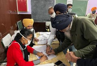 Elections 2022 Voting Live: પંજાબમાં 63.44 ટકા મતદાન, યૂપીમાં 57 ટકાથી વધુ મતદાન