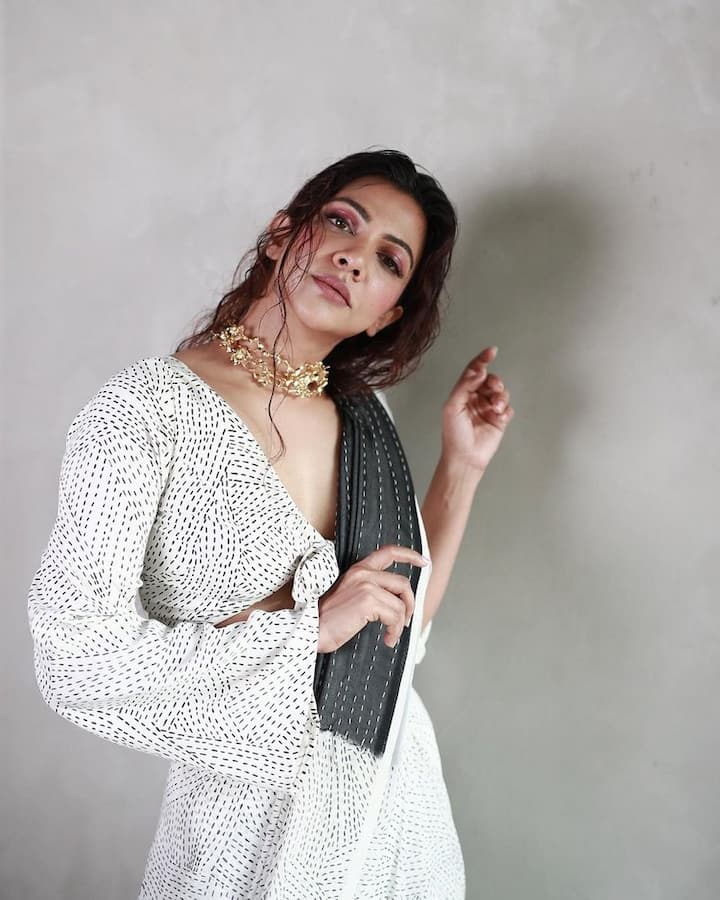 మడోనా సెబాస్టియన్ లేటెస్ట్ ఫొటోలు (Photo Courtesy: Madonna Sebastian Instagram)